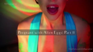Uncensored preview of new alien vid open dm