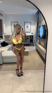 Hey there check out my hot friend yanadaems she wanna have fun with