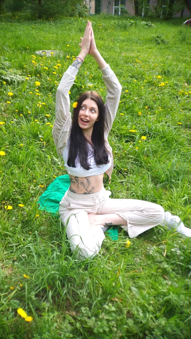 I know you love my live pics so here s a couple from my walk for you 