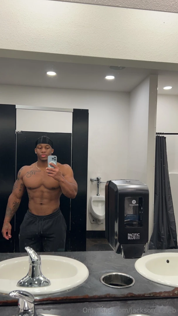 With this size i can dominate any room 