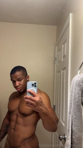 This hotness just passing through your feed care to take a closer look