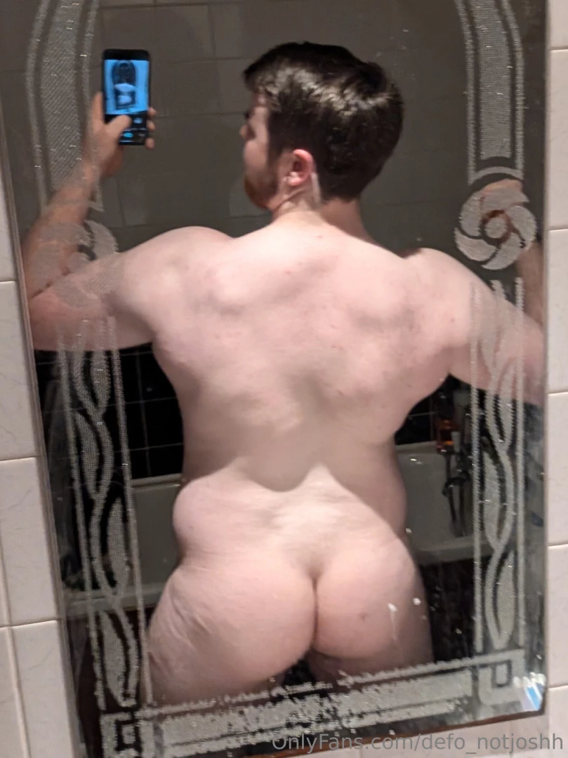 Was no one gonna tell me how toned my back looks 