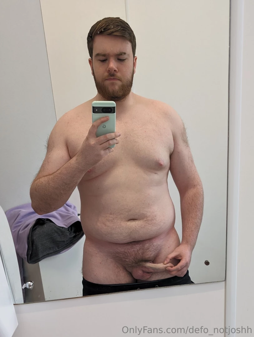 Boss makes a dollar i make a dime that s why i take nudes on company part 1 