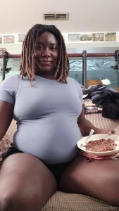 Request beans and rice stuffing in shorts