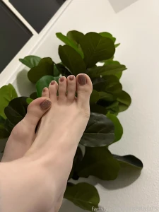 Can you feel the heat from my feet now imagine what else i can do fyp