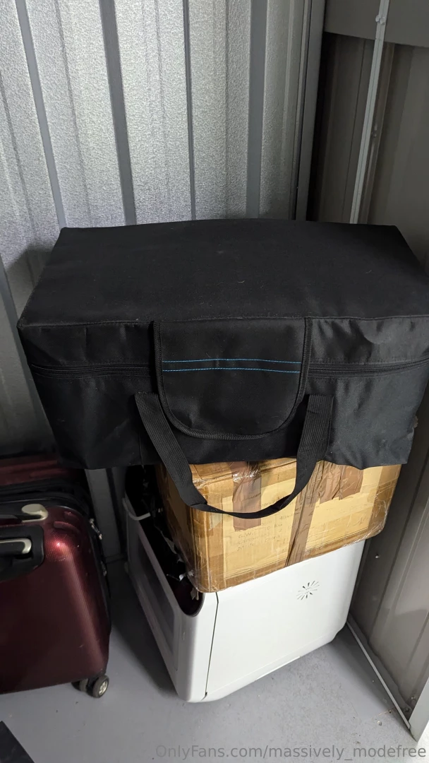 Right i m selling my fuck machine dm me offers who would like to buy part 1 