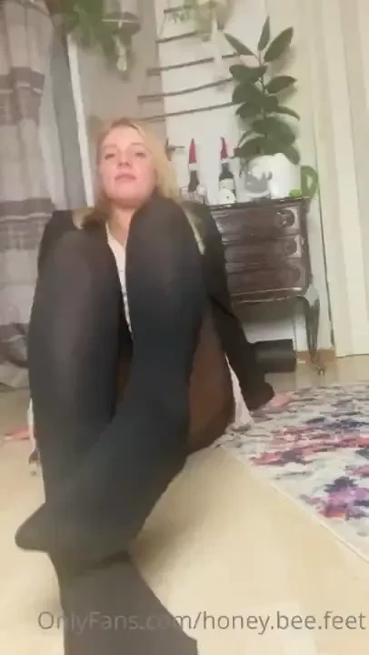 Mal ein strumpfhosen video f r euch 