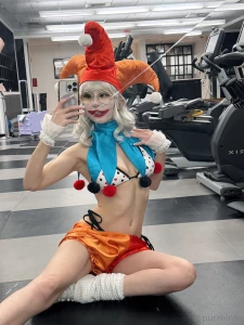 Sorry for the lil break i was busy busy with prepping for magfest amp part 1