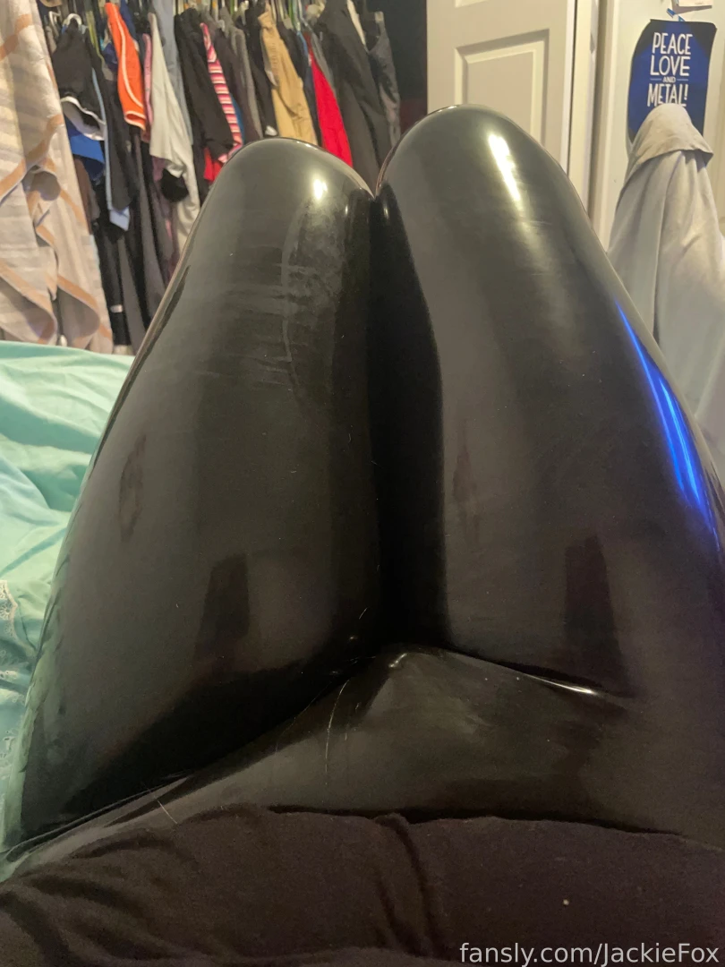 I can never get enough of this stuff i cant overstate how hot latex part 8 