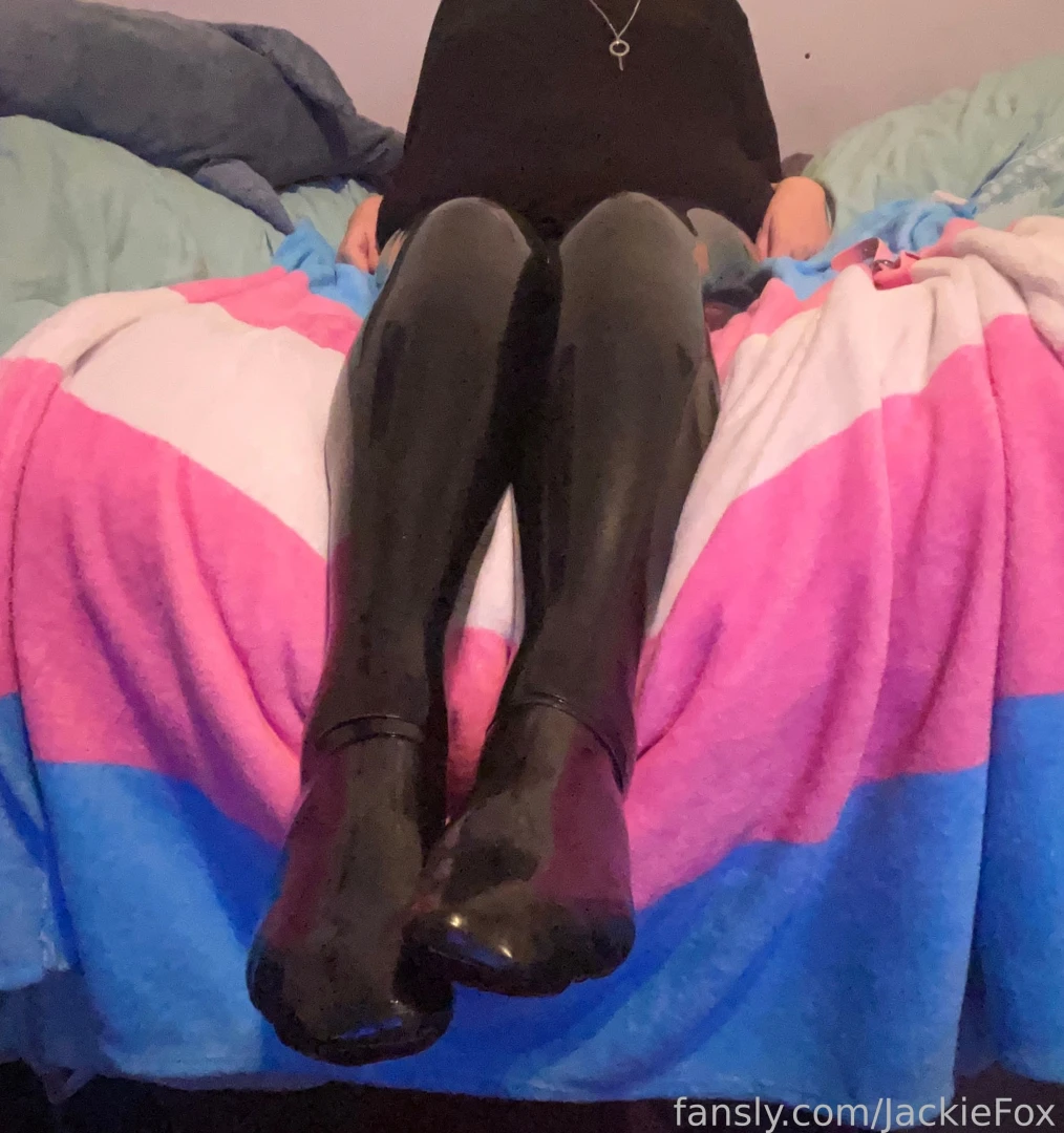 I can never get enough of this stuff i cant overstate how hot latex part 6 