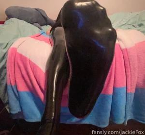 I can never get enough of this stuff i cant overstate how hot latex part 3