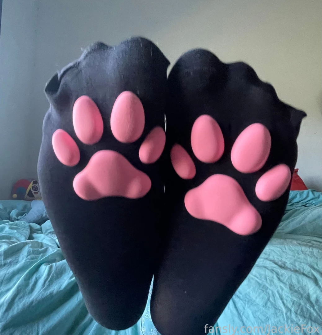 Theyre very fun i think they frame my thighs really well the little part 9 