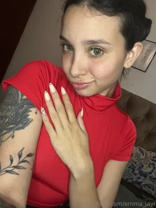 Red is the color of sexy part 1