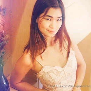 Tickyposefree part 253103