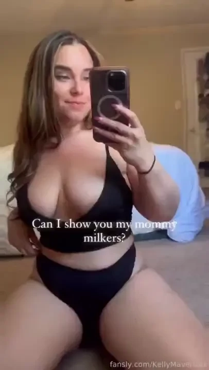 Full video on feed fyp lactation bignipples lactating mommy stepmom 