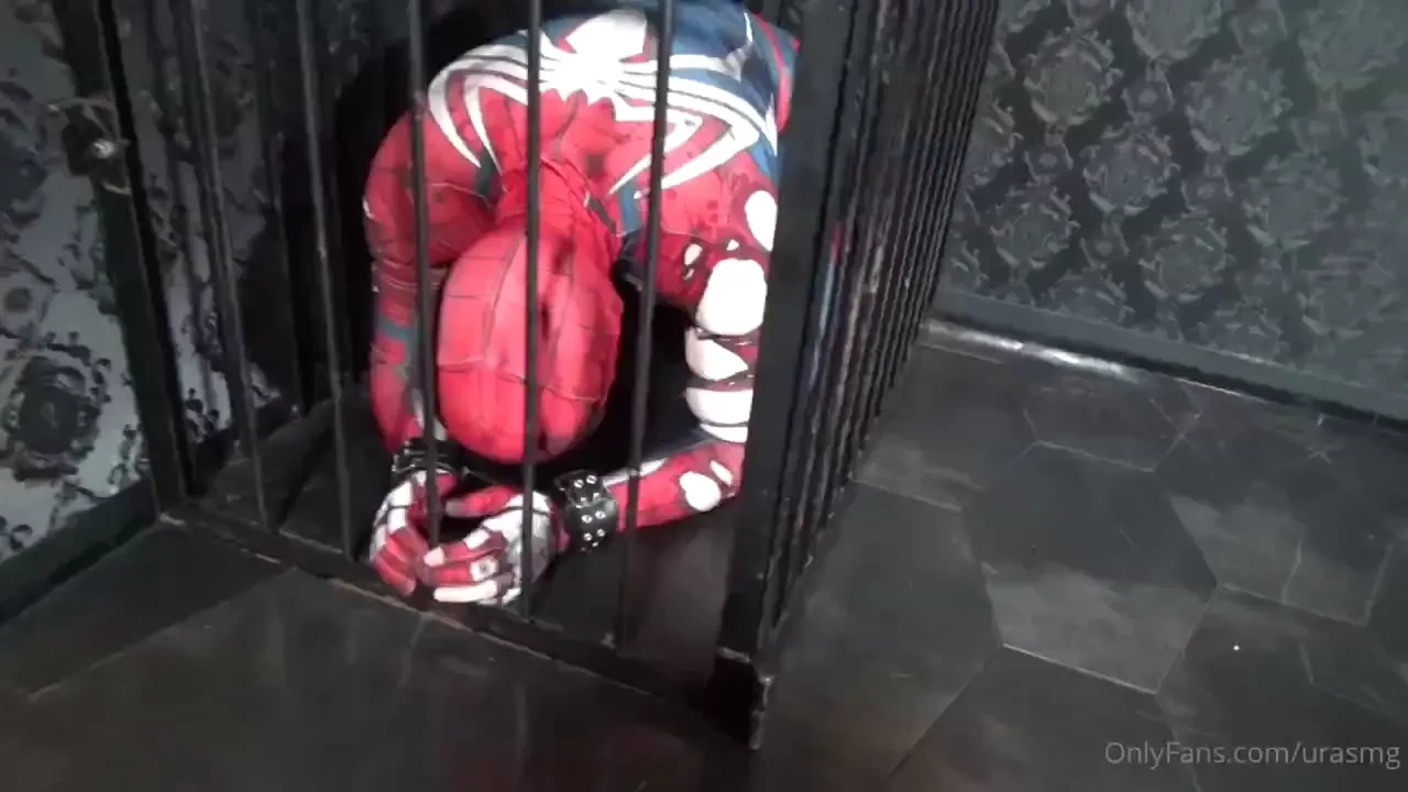 Traspider-p5-1 this is wrestling video the content of the video is 