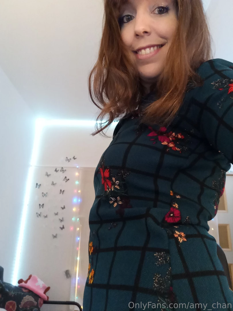 Me making a cute selfie to send to friends before realizing all my part 1 