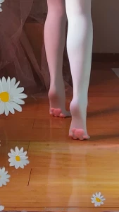 Now i am on the tip of my toes