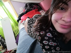 Ass petite or grand