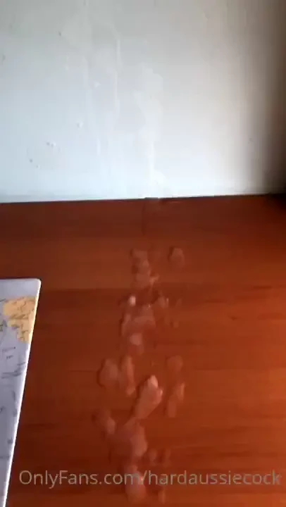 Now this is what you call a massive cumshot 