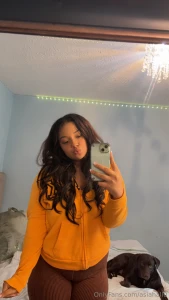 Just out here being your favorite distraction part 2