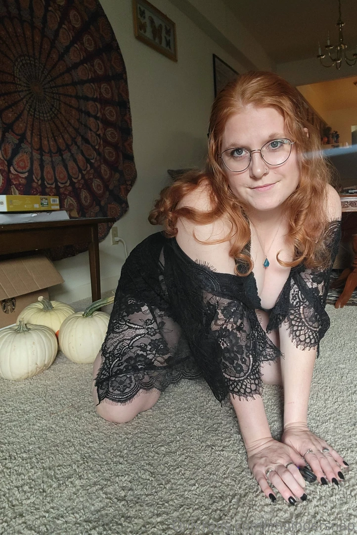 Happy fall babes 