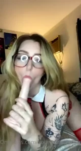 I wanna suck you off like this