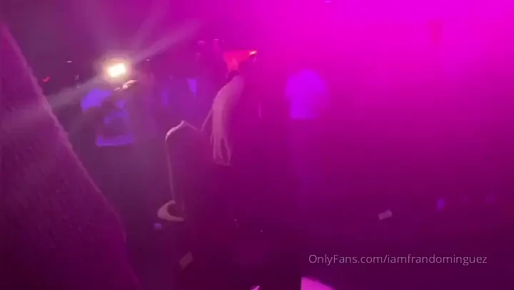 As visto como se ponen las mujeres cuando me ven actuando dale like y 