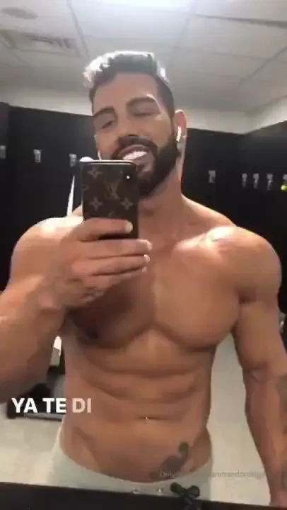 Feliz s bado mi gente contadme que quer is ver este fin de semana 