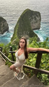 Who has been to bali or maybe to this beach what other places are part 7