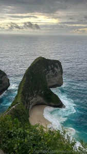 Who has been to bali or maybe to this beach what other places are part 5
