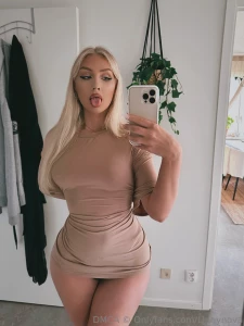 Do you like my curves news coming tomorrow btw x