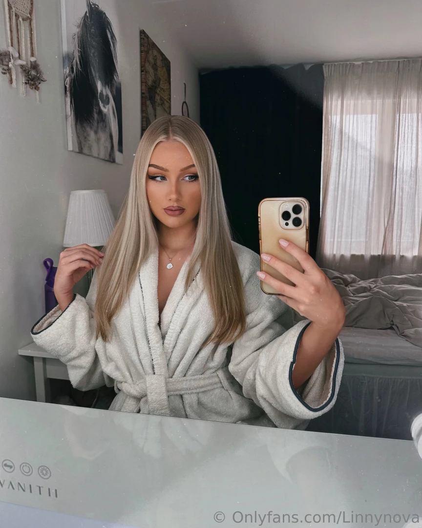 Today is just one of those days where i m feeling lonely af and wish i 