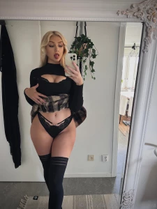 Autumn means cute outfits atleast
