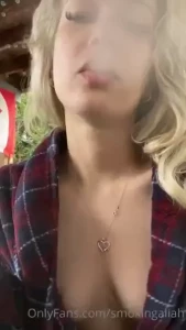 Wish it was actually spring weather and i can wear less clothing part 1