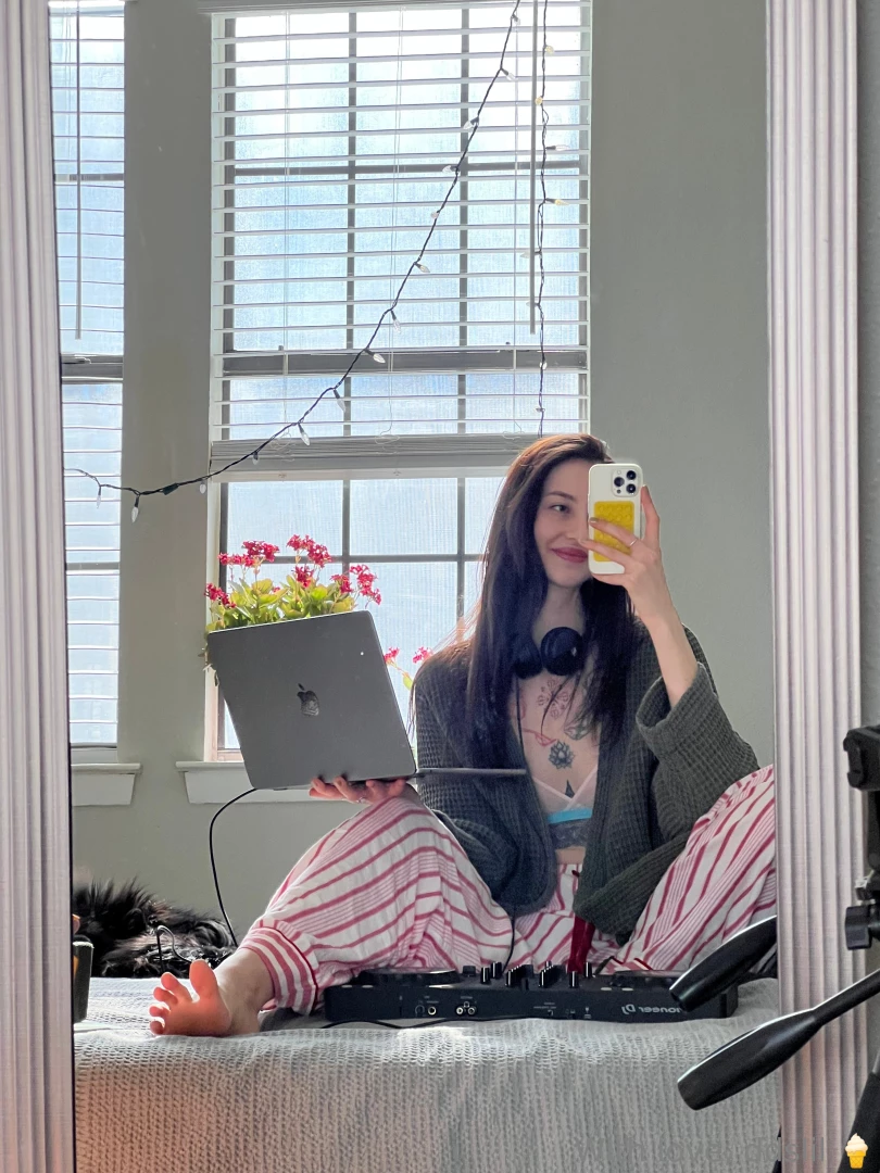 Have you ever experienced this you re playing music and suddenly you 