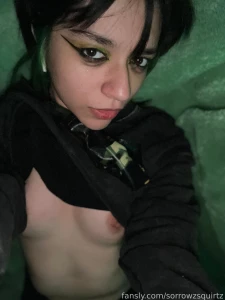 Open for bewbbzz selfie alt teen 19 part 4