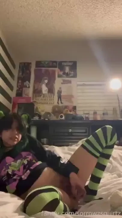Just a horny puppy video tried using my bigger dildo but honestly 