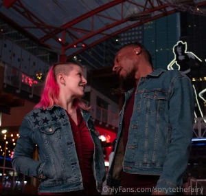 Might go live soon this afternoon come say hi