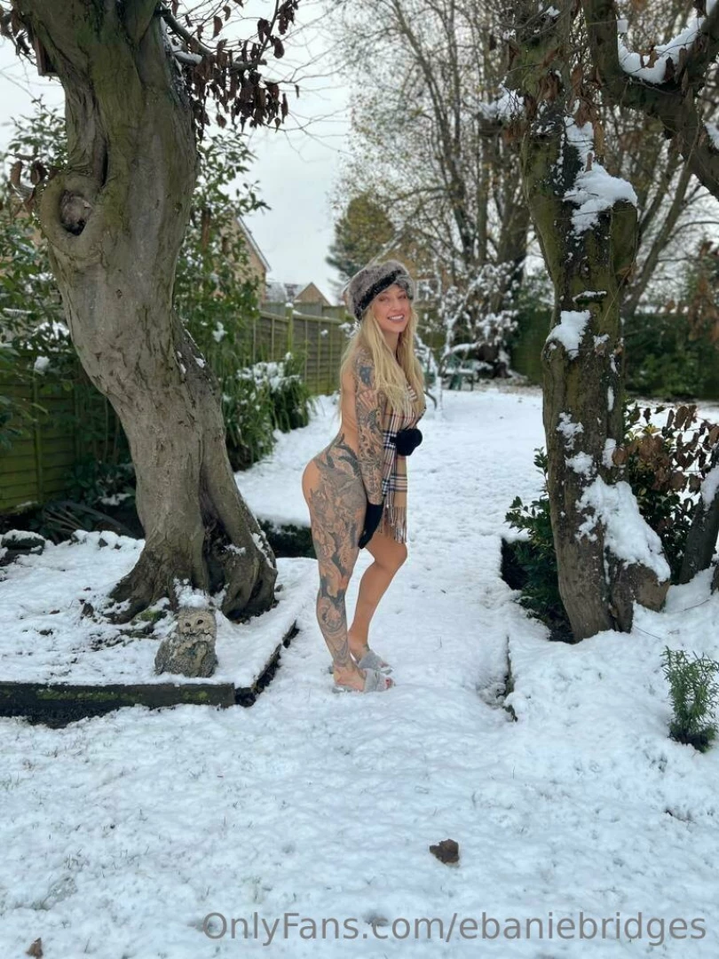 It s almost that time of year again who wants the entire photoshoot 