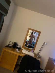 Morning sexy hope you woke up as hard as i did i m uploading daily