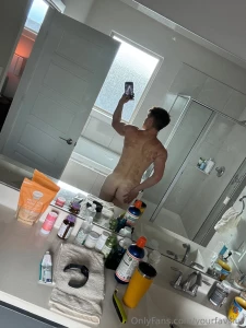 Cupping session went well wish someone could do me hickeys like this