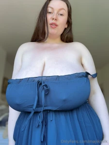 Wanna help me undress this tell me how you d take it off