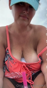 Happy sunday go check out my paid content