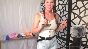 Trying on tennis outfits for asmr