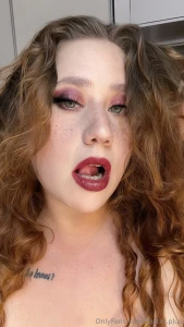 These lips on your yay or nay