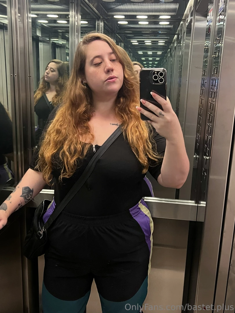 Cant wait to get home dress up and go have the time of my life 