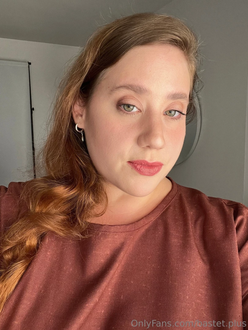 How pretty am i on a scale of 1-10 