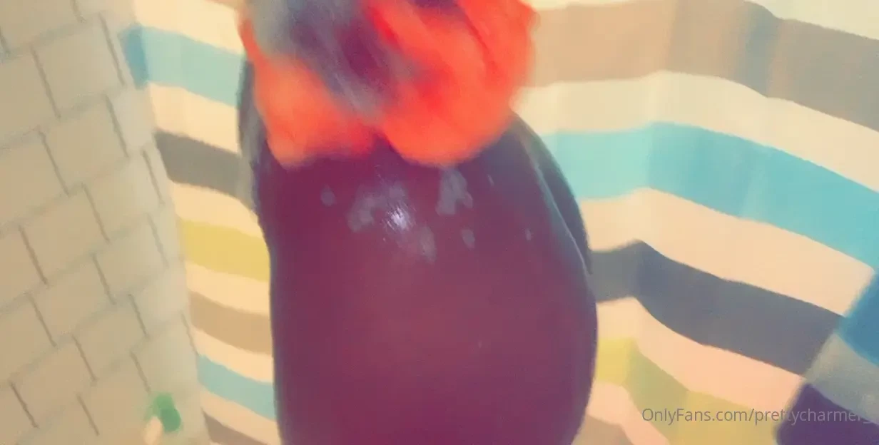 Tip me 5 if you wanna see my pussy next 