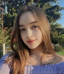 A naughty girl florentinarivera wants to play with your cock if you part 233